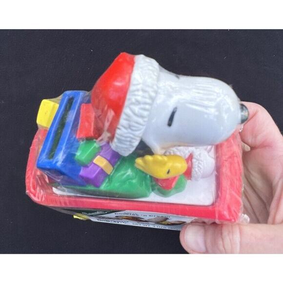 Vintage Snoopy & Woodstock Peanuts Christmas Sleigh Whitman’s Candies Sealed! - Picture 6 of 8